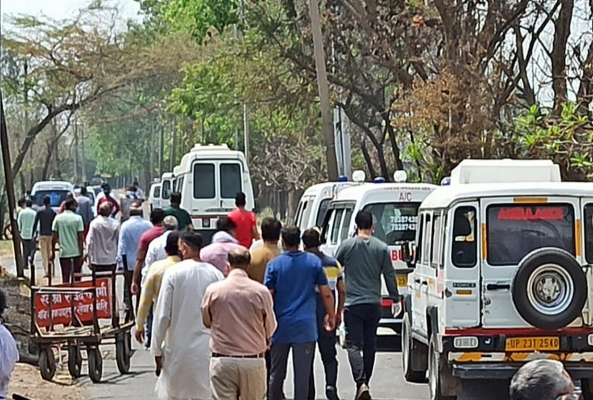 Coronavirus in ghaziabad long queue of dead bodies at hindon crematorium no record of death from corona in government data