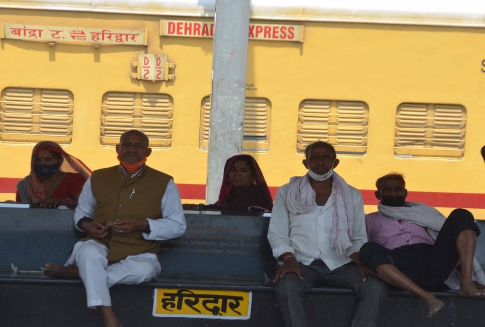 Kumbh Mela 2021: Covid 19 Rules Broke on Haridwar Railway Station Photos