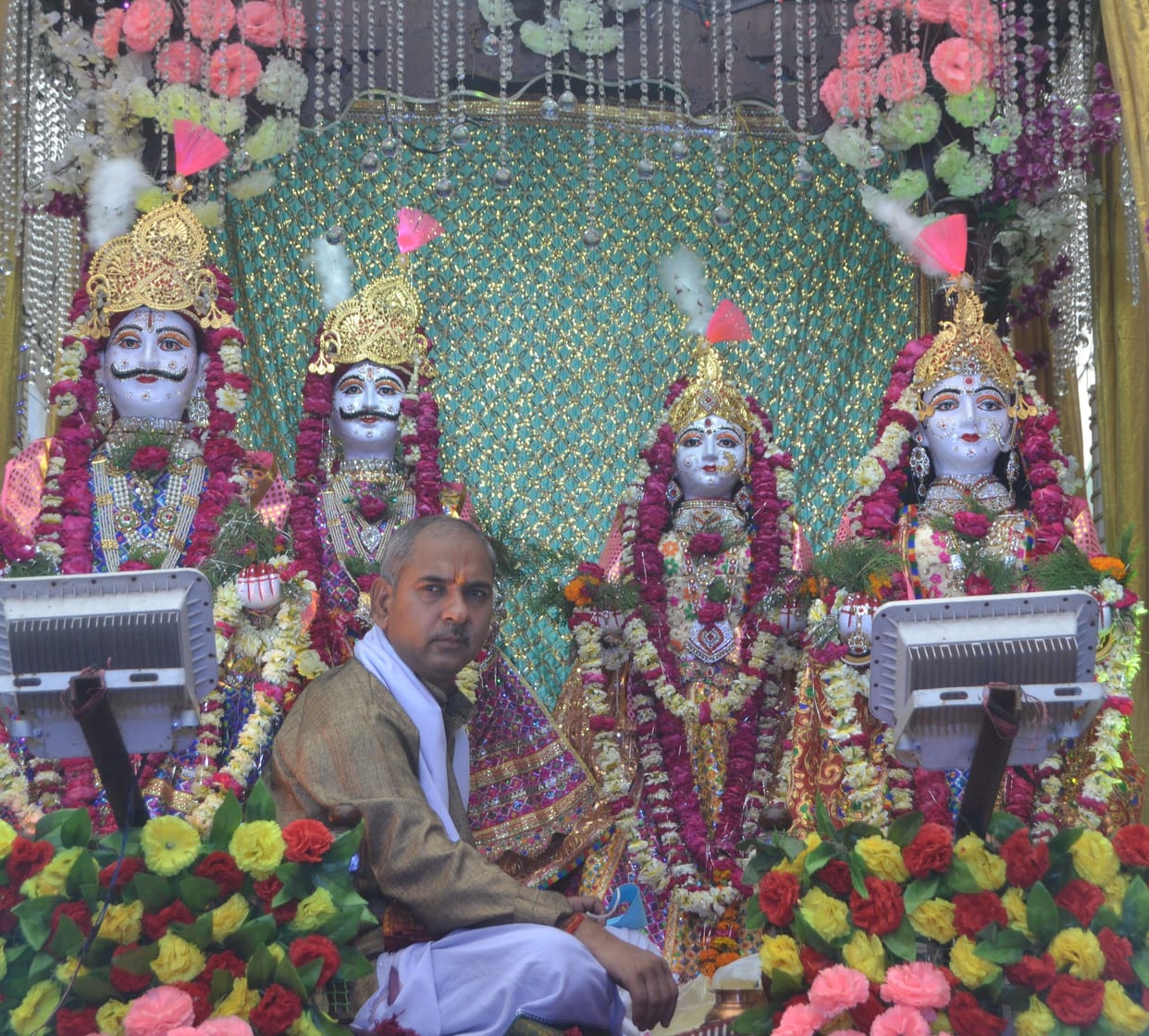 Hathras: Dhoom on the second day of Gangaur procession