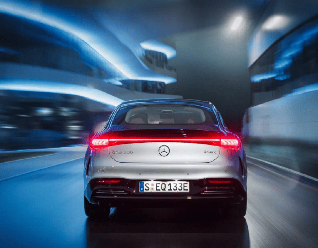 Mercedes-Benz EQS All Electric luxury Sedan revealed 2021 mercedes eqs electric car mercedes eqs range mercedes eqs electric vehicle