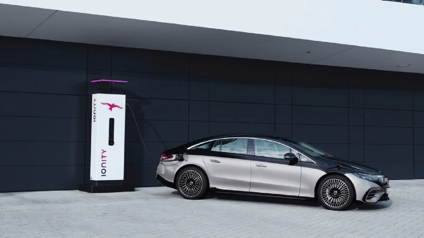 mercedes eqs electric car confirm launch in 2022 Mercedes-Benz EQS All Electric luxury Sedan mercedes eqs electric vehicle mercedes-benz eqs saftey rating