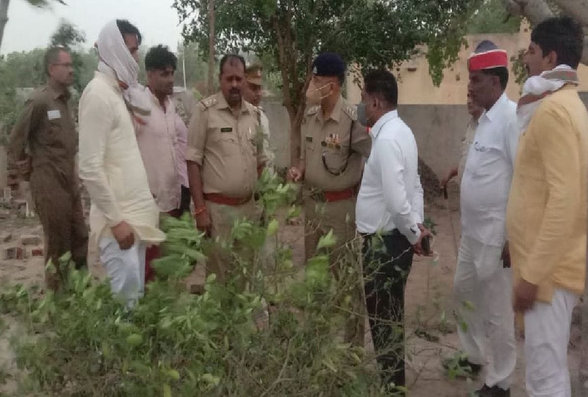 Woman dies due to explosion in fireworks godown in mathura