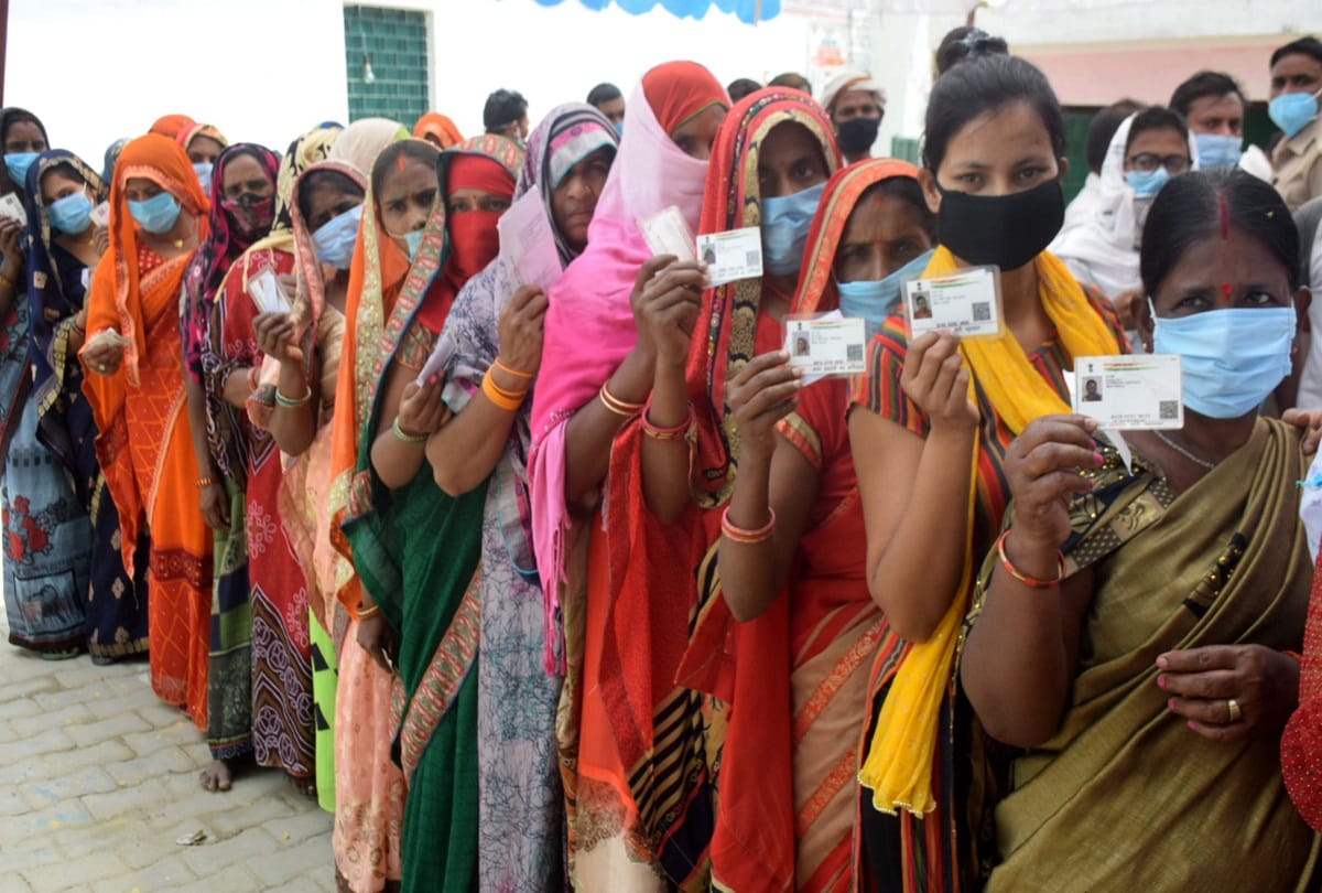 65 percent polling in Prayagraj amid clashes and uproar