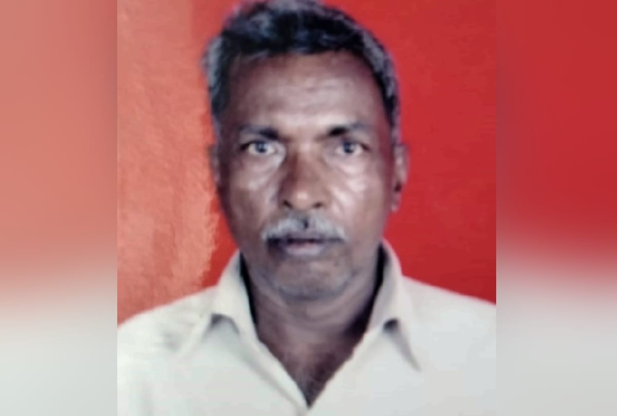 Delhi father denies 50 rupees son killed him mother came to save also injured