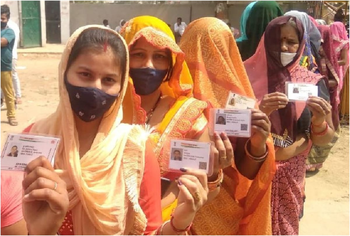 twenty model polling booths will be make in Mathura district
