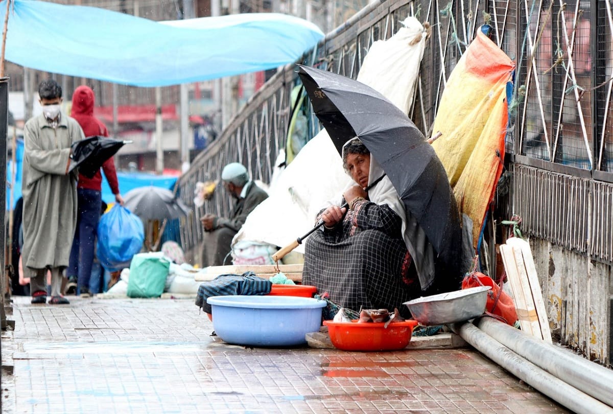 weather forecast jammu kashmir rain and fresh snowfall in Kashmir Valley