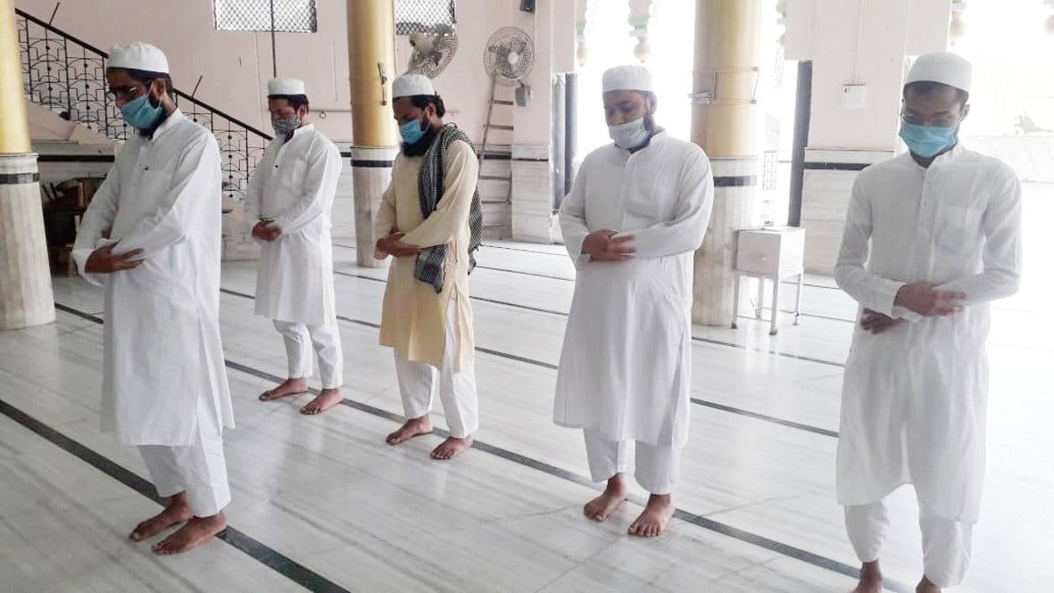 Prayer for liberation from Corona on the first gambling day of Ramadan