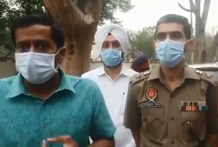 Mohali Administration took action against Night Curfew violators