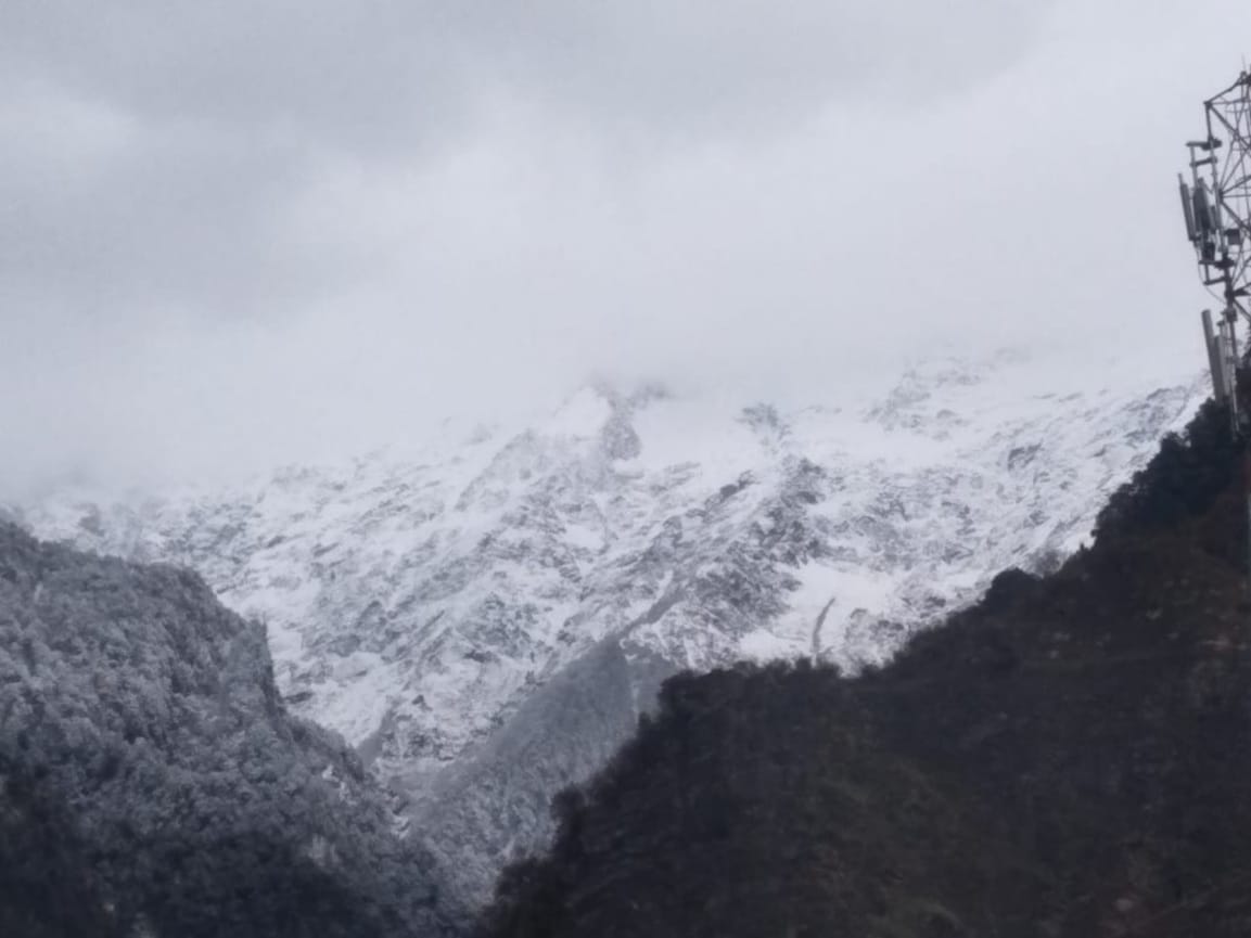 Uttarakhand Weather Forecast Today News: rainfall expected and snowfall in badrinath kedarnath