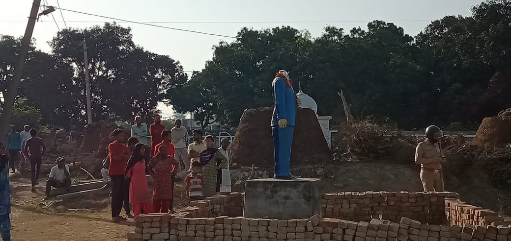 roorkee news : Bhimrao Ambedkar statue broken by anti-social elements