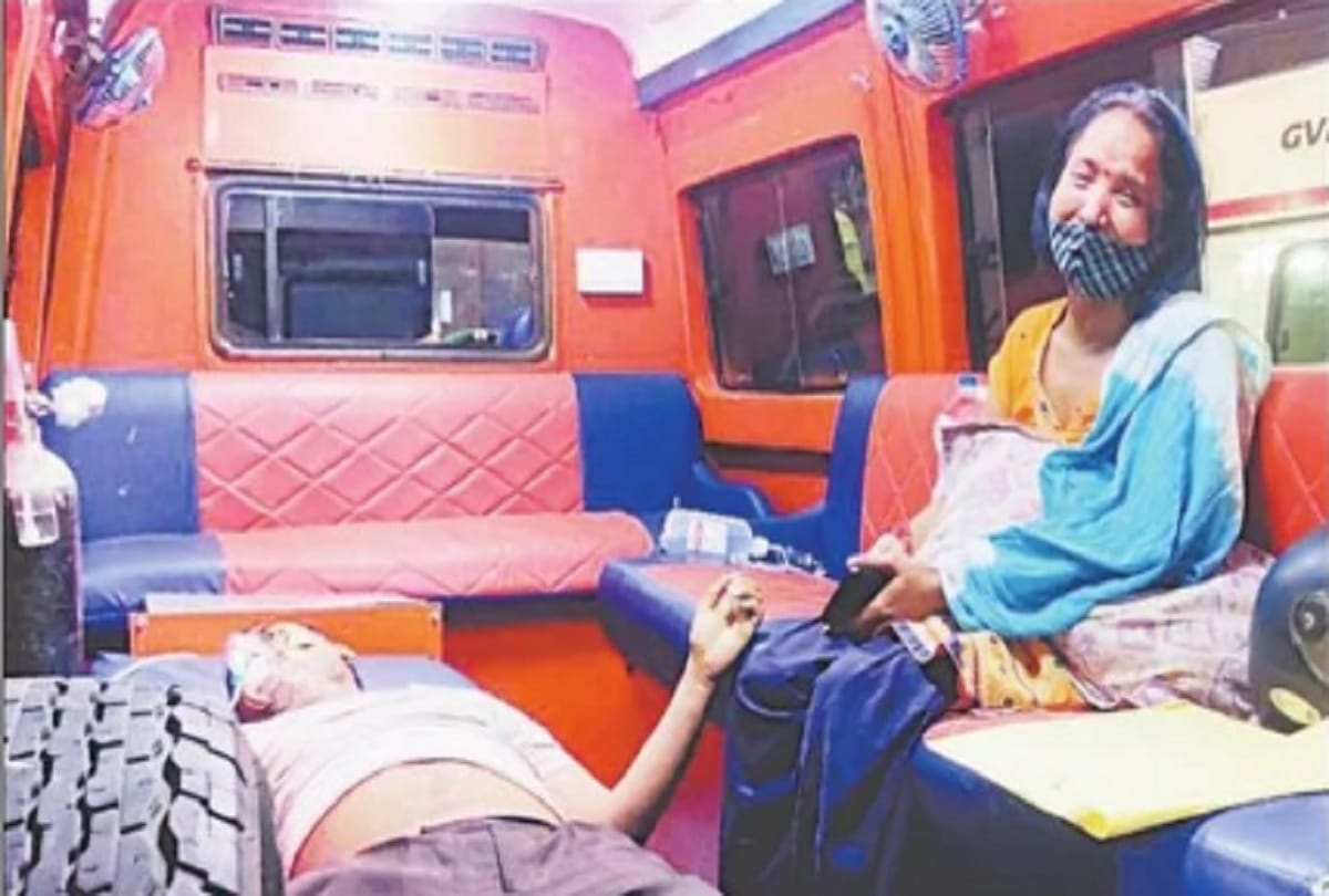  Delhi news: Two patients died in ambulance while waiting for bed