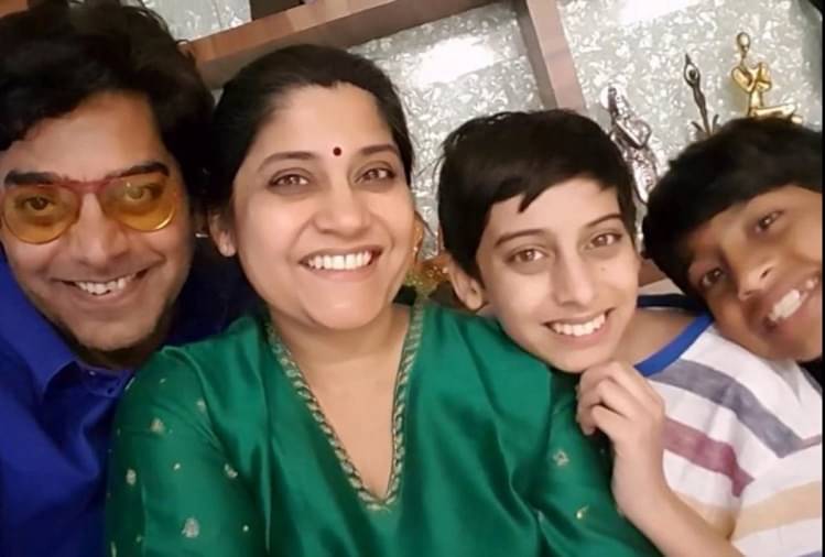 Ashutosh Rana and Renuka Shahane Tied The Knot Know Unknown facts about their Love story