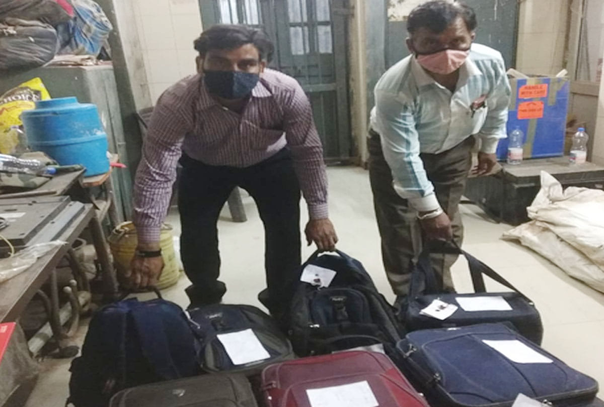 90 lakh silver found in the train