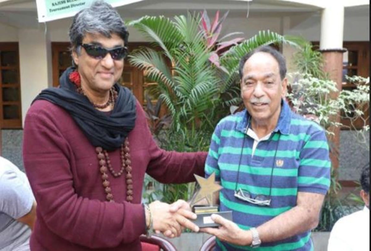Mukesh Khanna elder brother Satish Khanna passed away at 84 due to heart attack