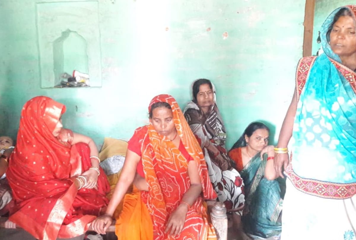 Death of Gram pradhan after filed nomination yesterday in basti