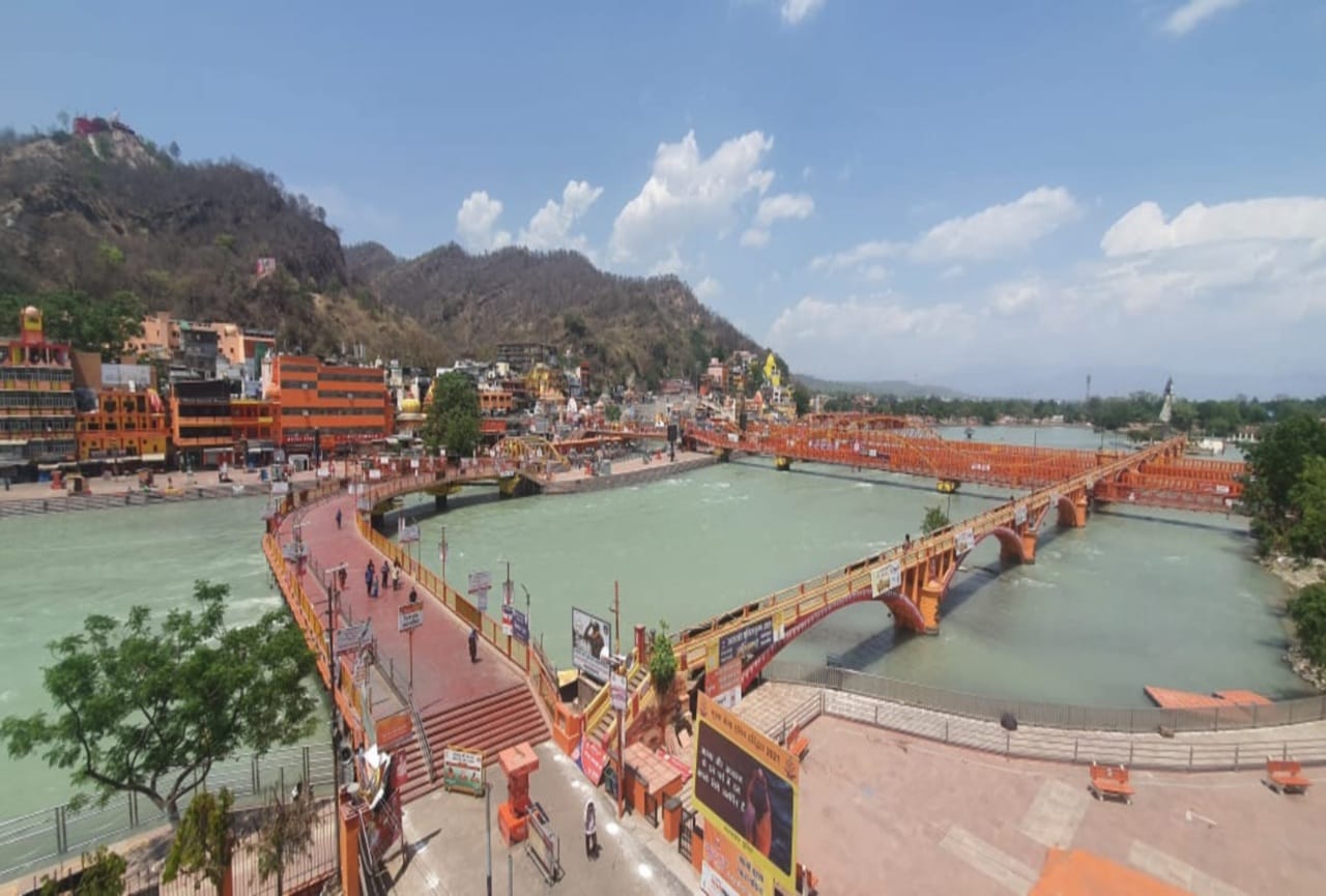 Haridwar Kumbh Mela 2021 : dispute on kumbh time between sanyasi and bairagi akharas since long time