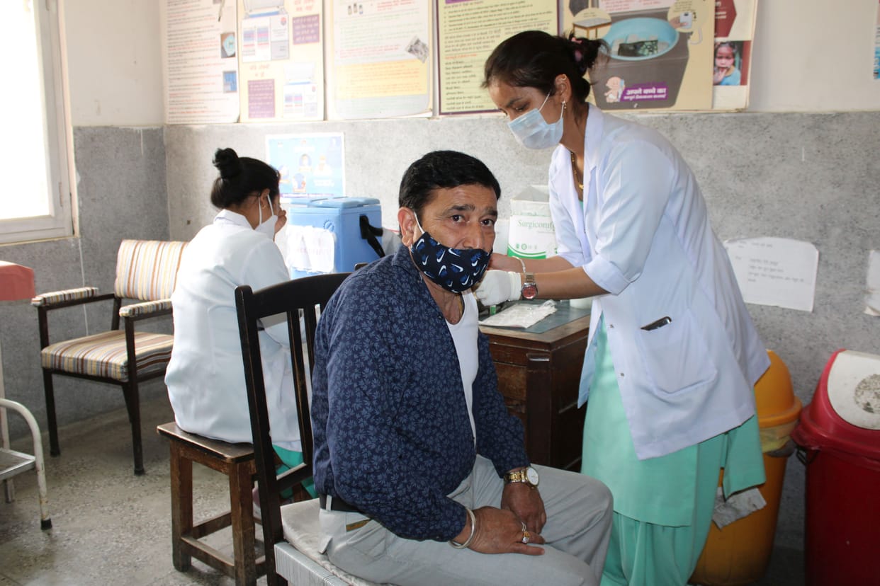 vaccination and registration schedule of April 19 and 20 released, chamba news