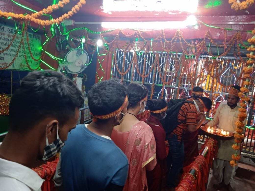 Some devotees reached to Maa Poornagiri Dham.