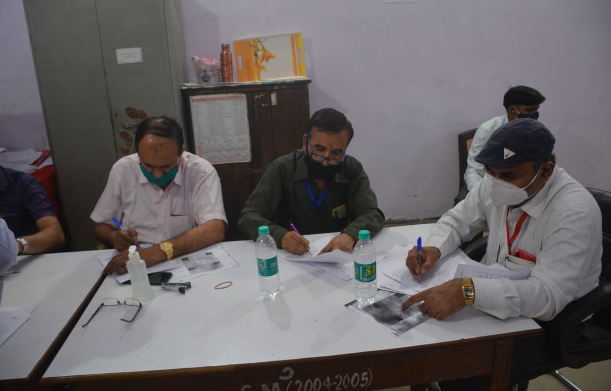 18 nomination canceled in moradabad in panchayat chunav