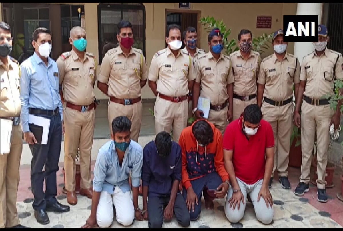 4 people arrested for selling fake Remdesivir injections in Baramati maharashtra fake rtpcr report