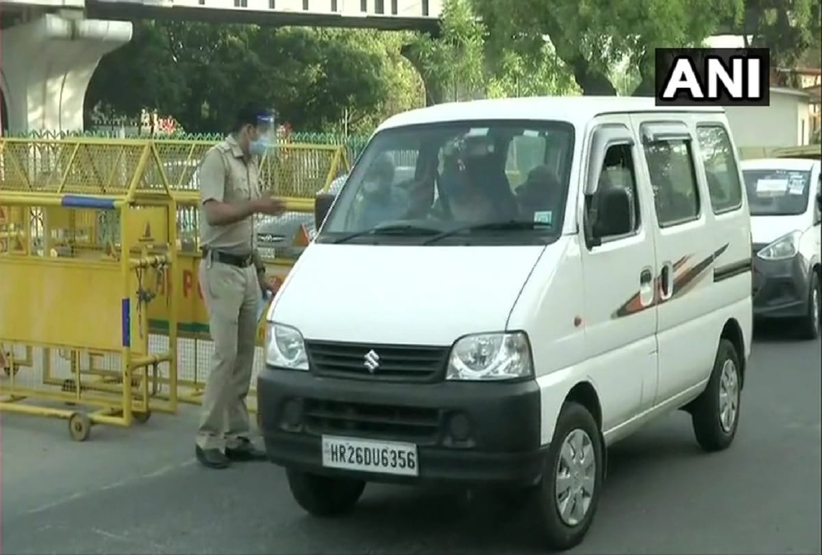 Second day of weekend curfew in Delhi amidst increased spike of corona