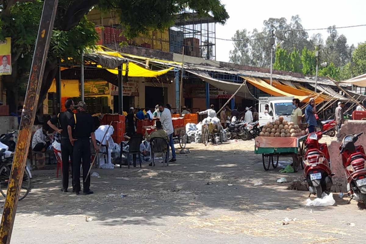 Meerut coronavirus cases covid 19 pandemic in up news update:, cop died due to corona