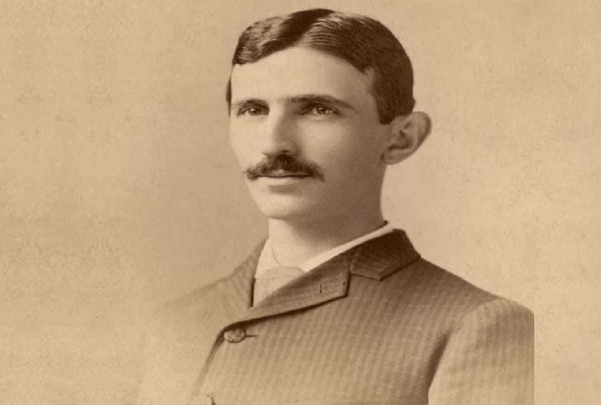 Interesting story of Nikola Tesla mysterious scientist in the world