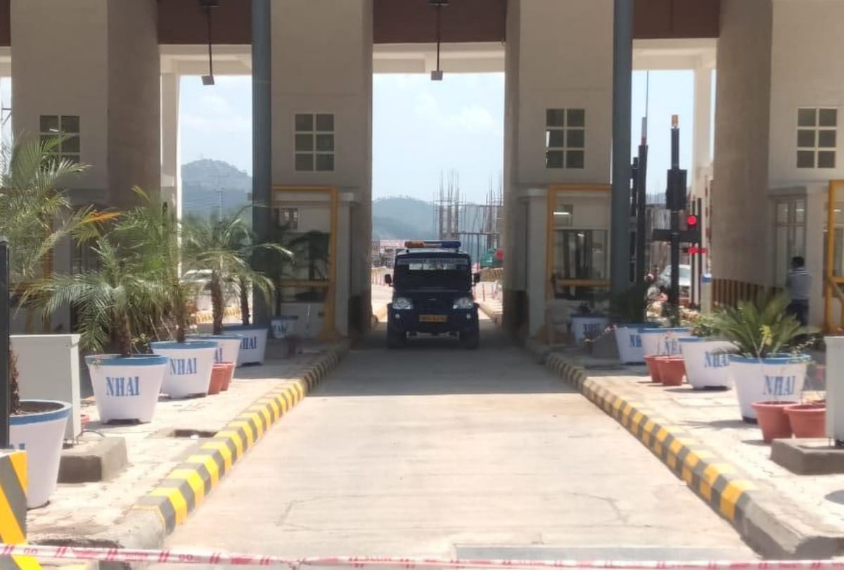 Himachal Pradesh News: sanwara toll plaza on kalka shimla four lane