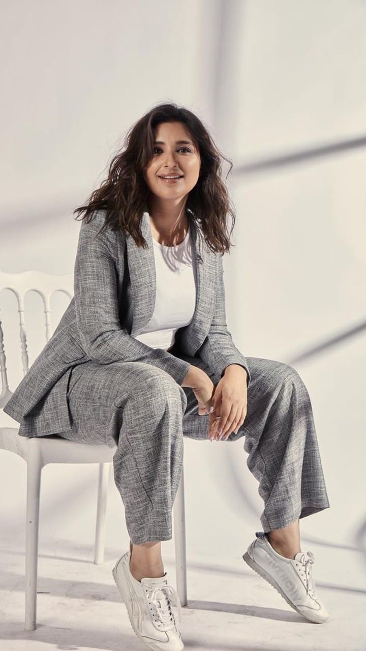 Bollywood Actress Parineeti Chopra choose Imtiaz Ali's Chamkila and left Ranbir Kapoor Animal