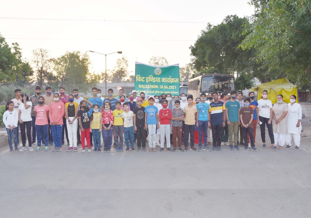 Walkathon: ITBP jawans' relatives gave the message of Fit India by running