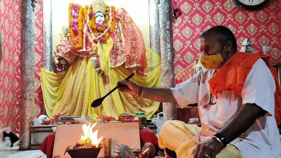 Navratri: Worshiping the mother, Kaalratri after awakening the night
