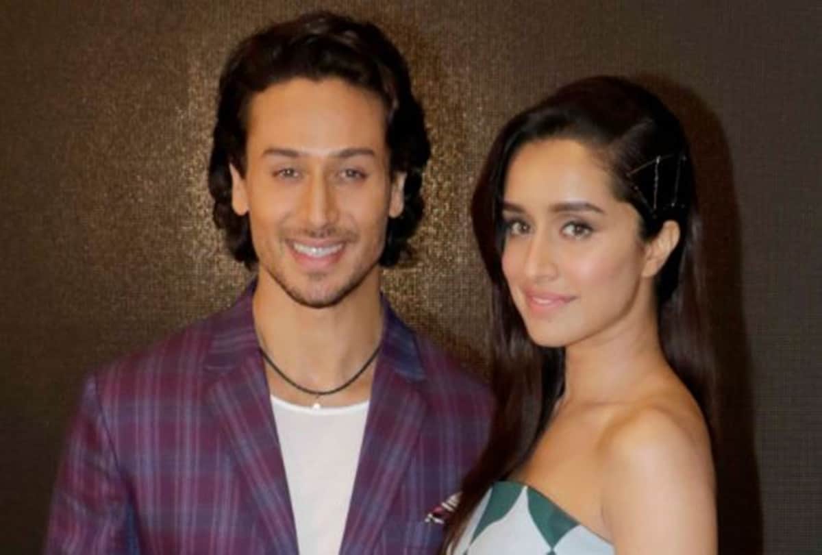 Aamir Khan Salman Khan to Twinkle khanna Karan johar these celebs are friends went to same school