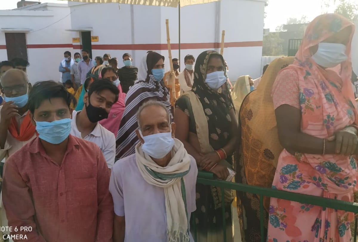 UP Panchayat Election 2021 live update maharajganj panchayat chunav news