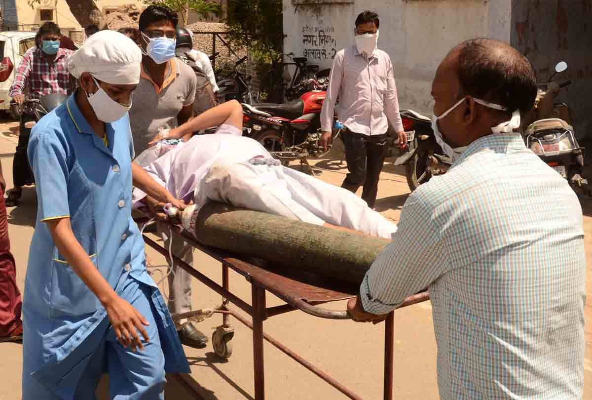 coronavirus: Without oxygen, patients raise their hands