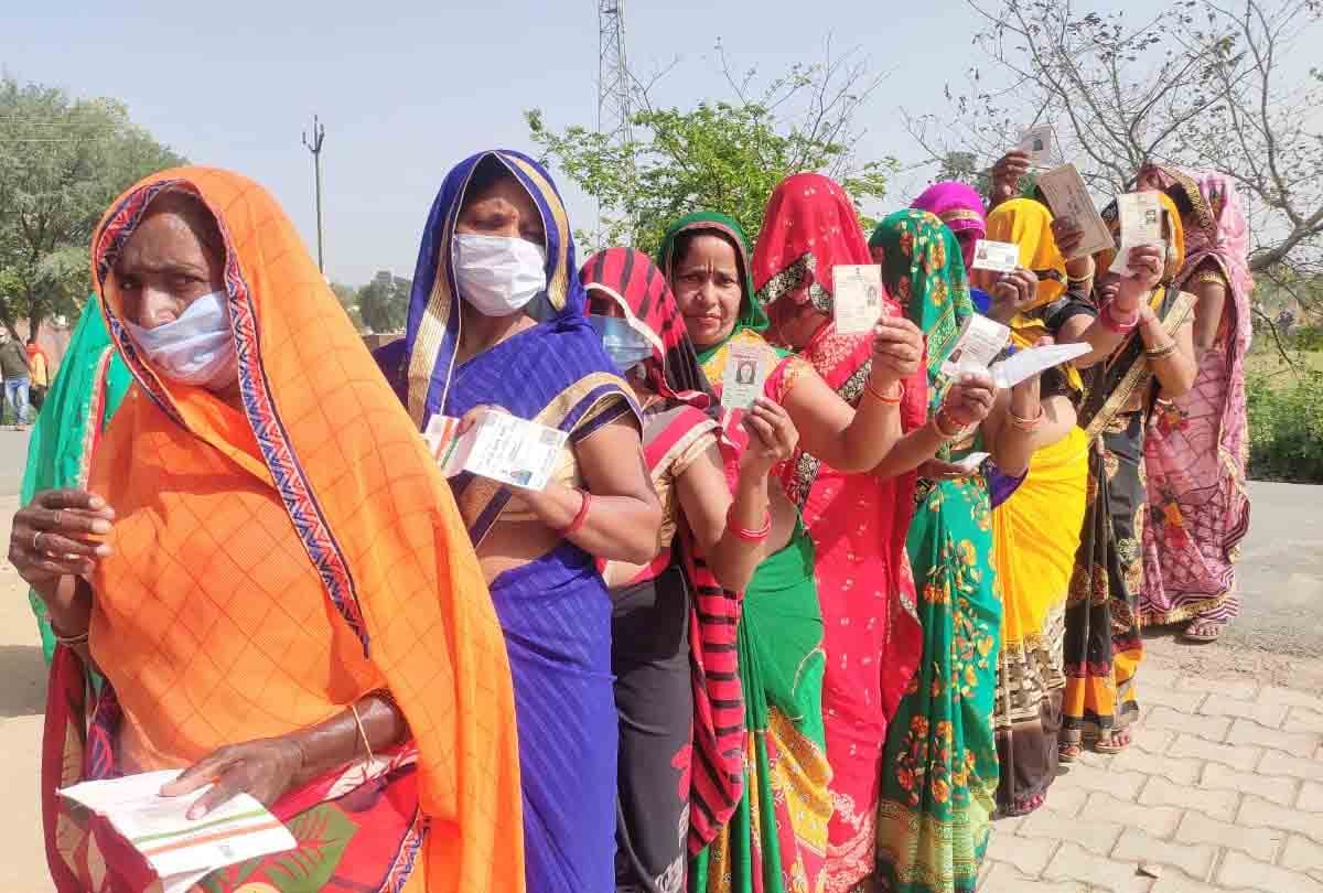 Panchayat elections: SP rescues stronghold in Yadav dominated districts, defeats BJP's every move