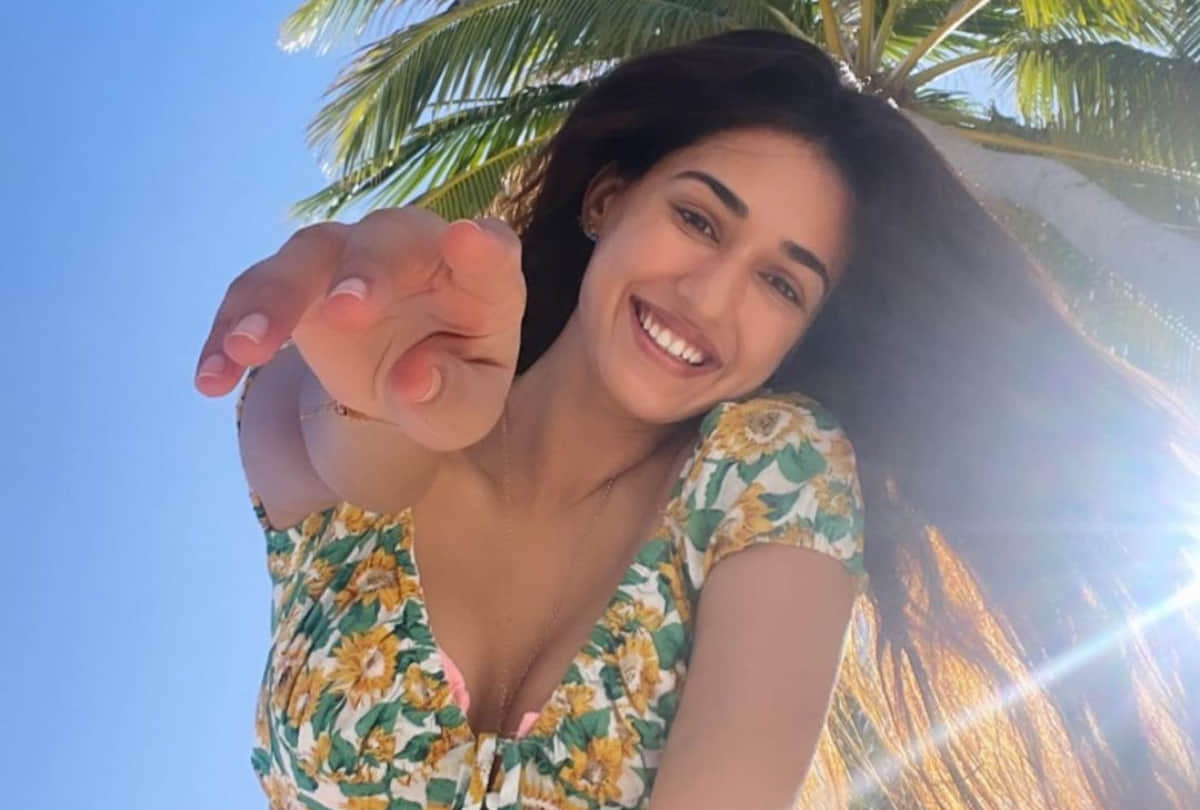 disha patani vacation pic in red hot bikini from maldives