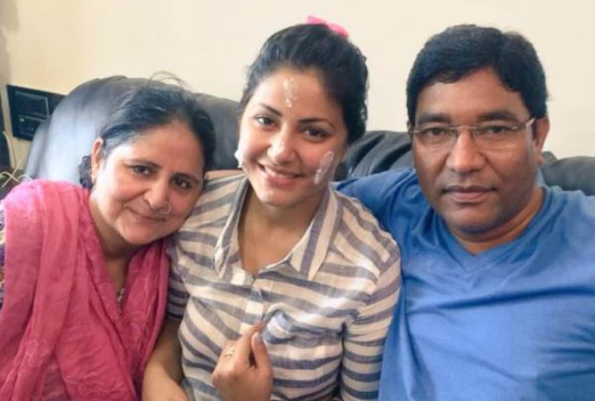 Hina Khan's Father Passes Away Due To Cardiac Arrest Actress On Her Way To Back To Mumbai