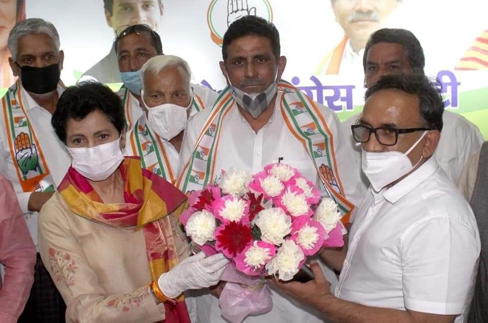 Former MLA Balwan Daulatpuria changed party for the fourth time, now of Congress