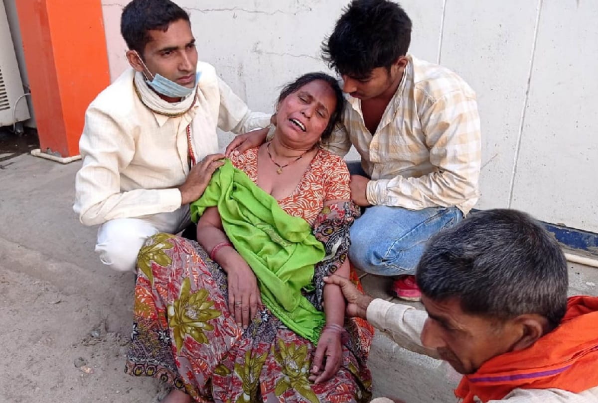 Father and Son Burnt Alive With Bike In Deoria UP
