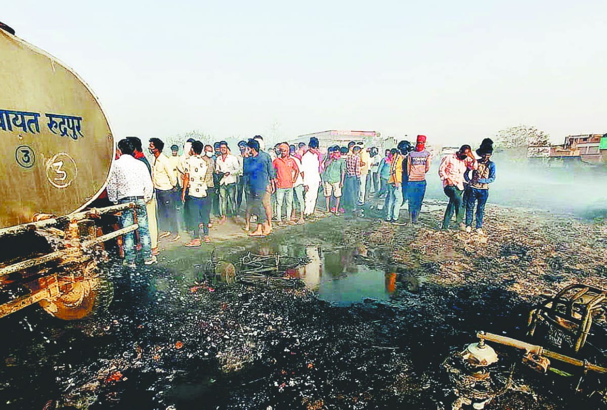 Father and Son Burnt Alive With Bike In Deoria UP