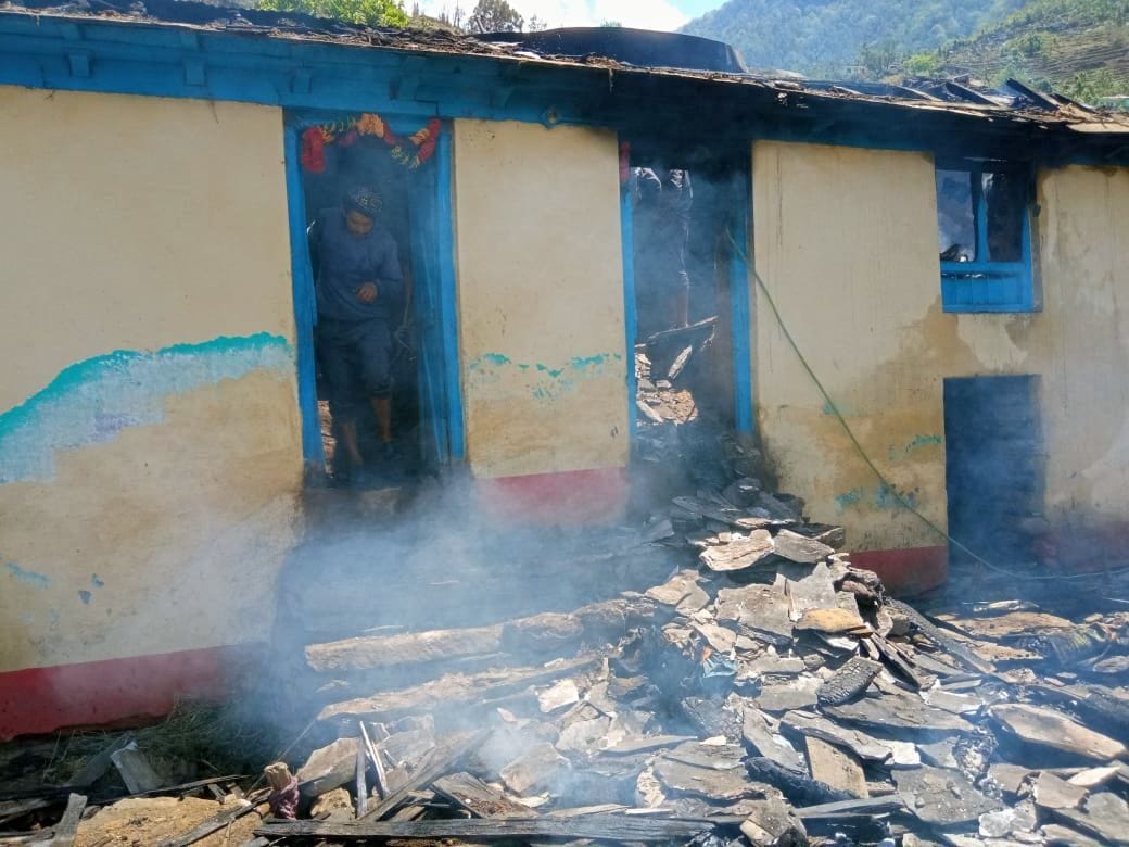 In Shilling Khirtola, one and a half million pieces of cash and four weights of gold are burnt