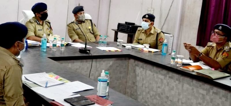 Take strict action against people of criminal image: ADG