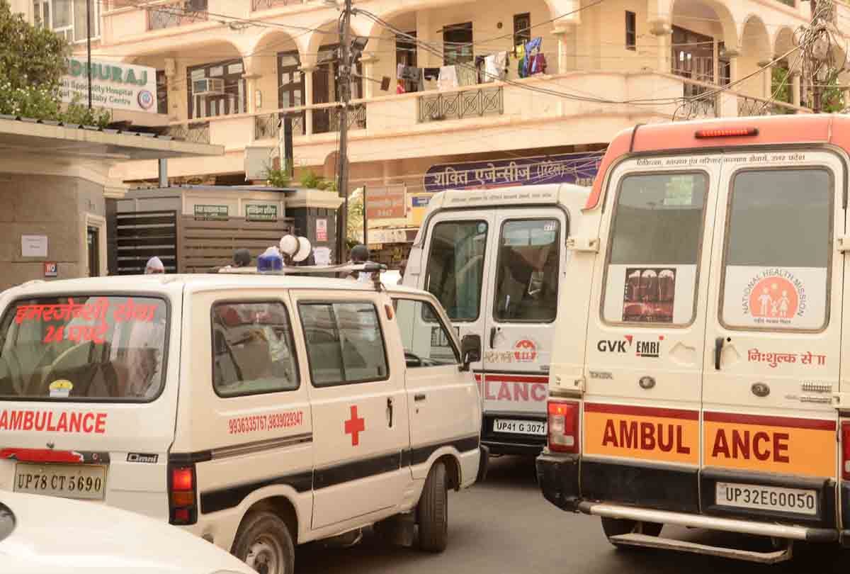 Corona infected Auditor of CAG did not find bed, died in ambulance at halfway