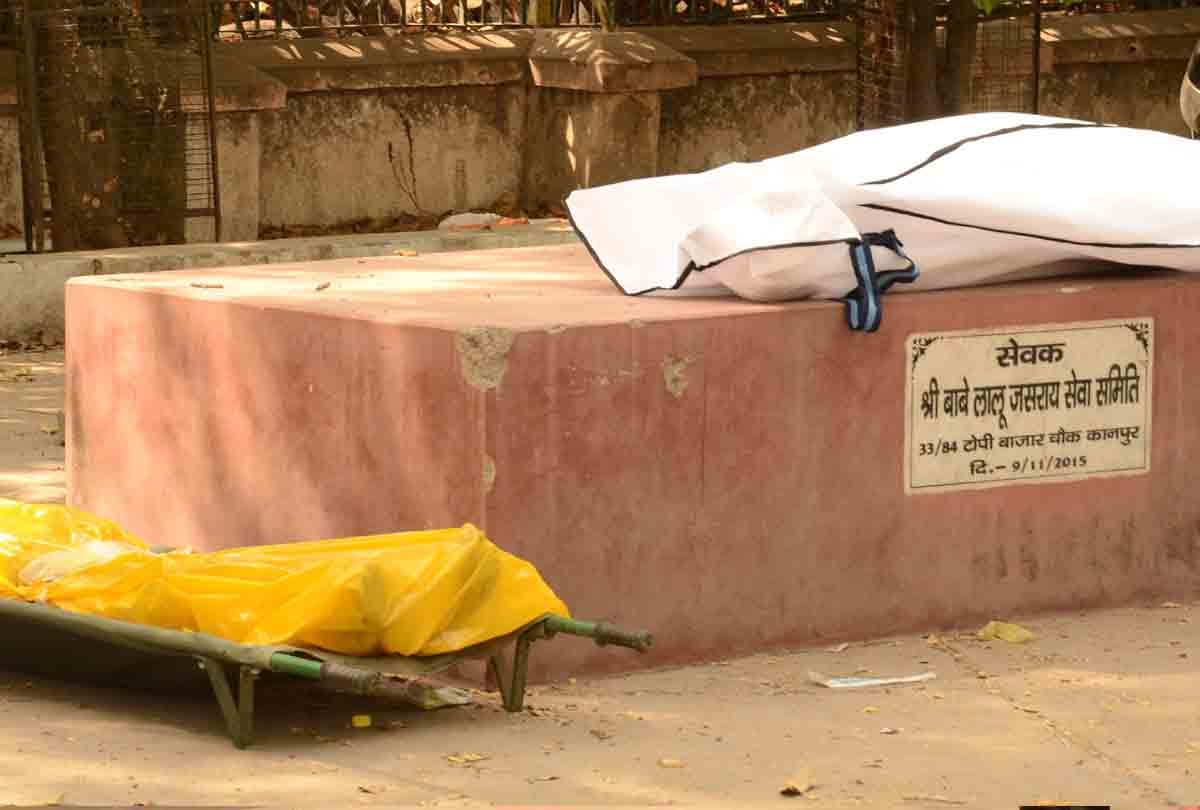 Corona: Young son died in front of father, delayed ventilator, fever came three days ago