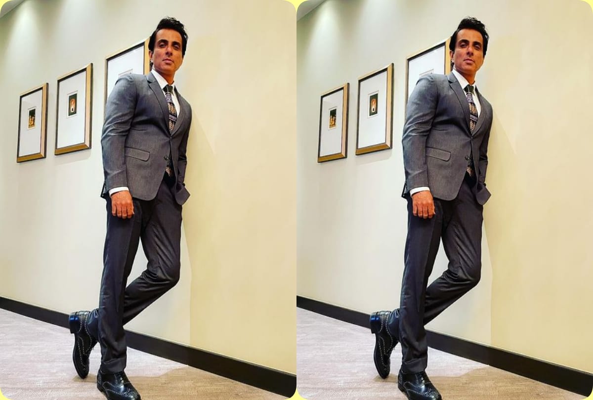 Sonu Sood Thrills The Internet With Pics From His Modelling Days
