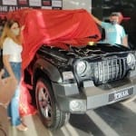 Shubhman Gill family receiving Mahindra Thar SUV