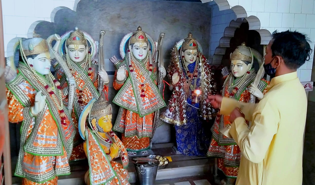Bhai manifest kripala dal Dayala .. echoed in temples