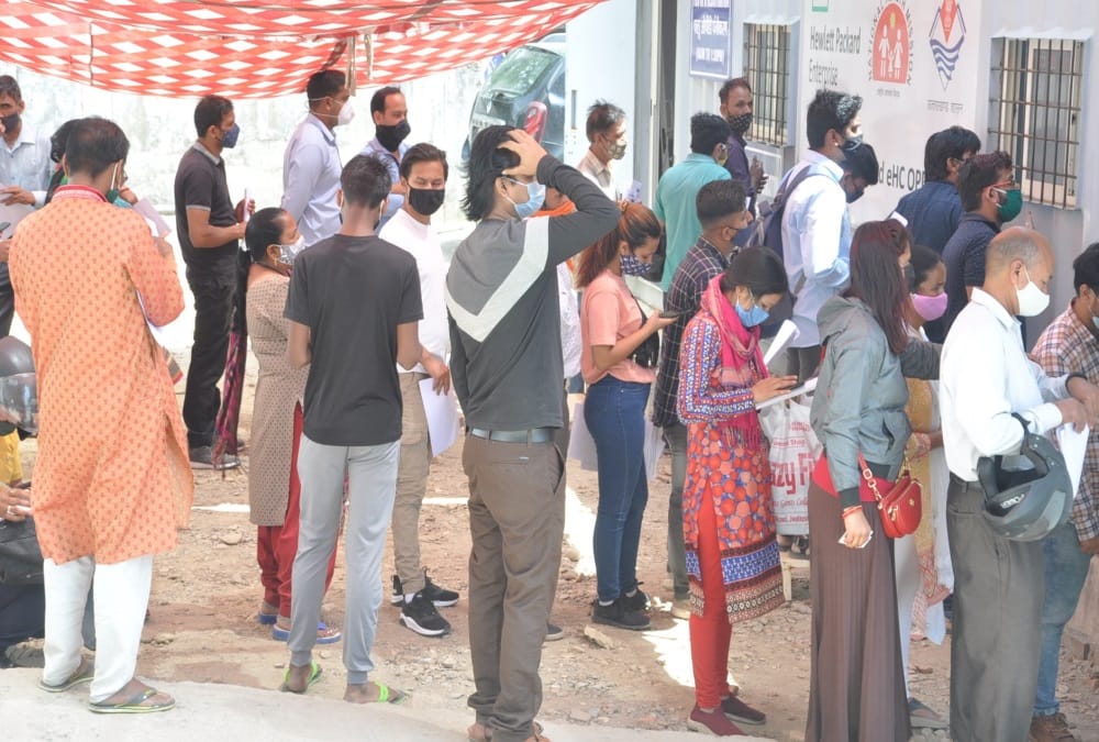 Flu cases rise in delhi with change in weather