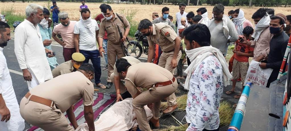 Woman dies after being crushed by a truck on the Karnal highway