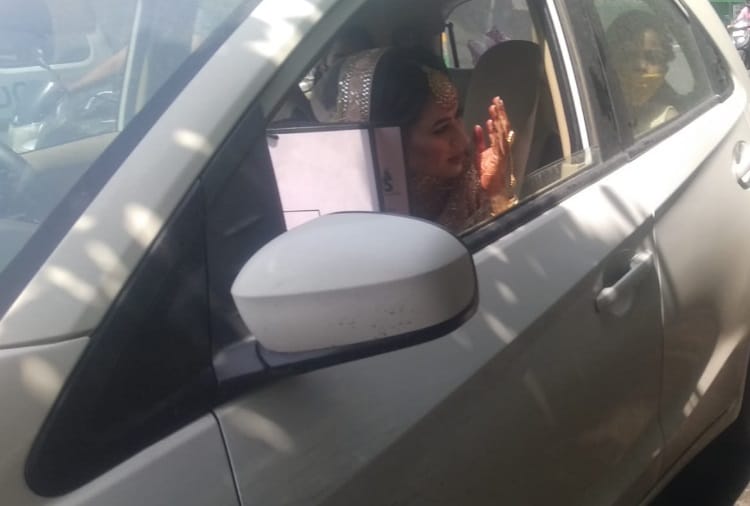 Police cut Challan of a Bride for not wearing Mask in Chandigarh